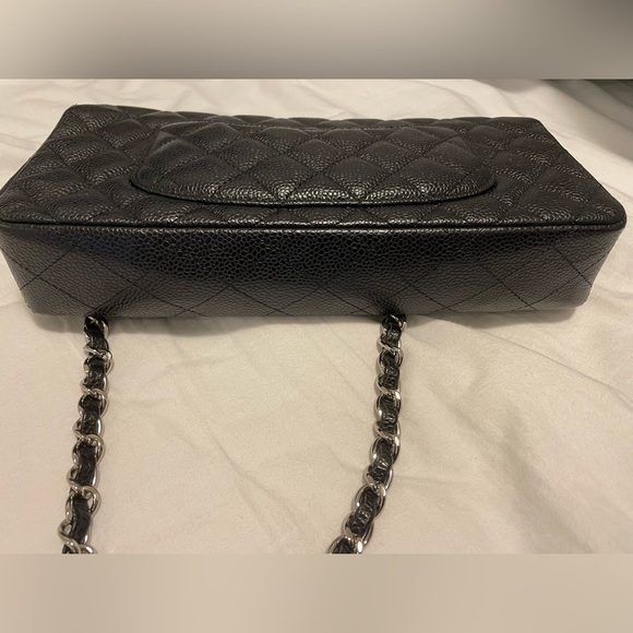 Chanel east west model black caviar single flap - Picture 9 of 10